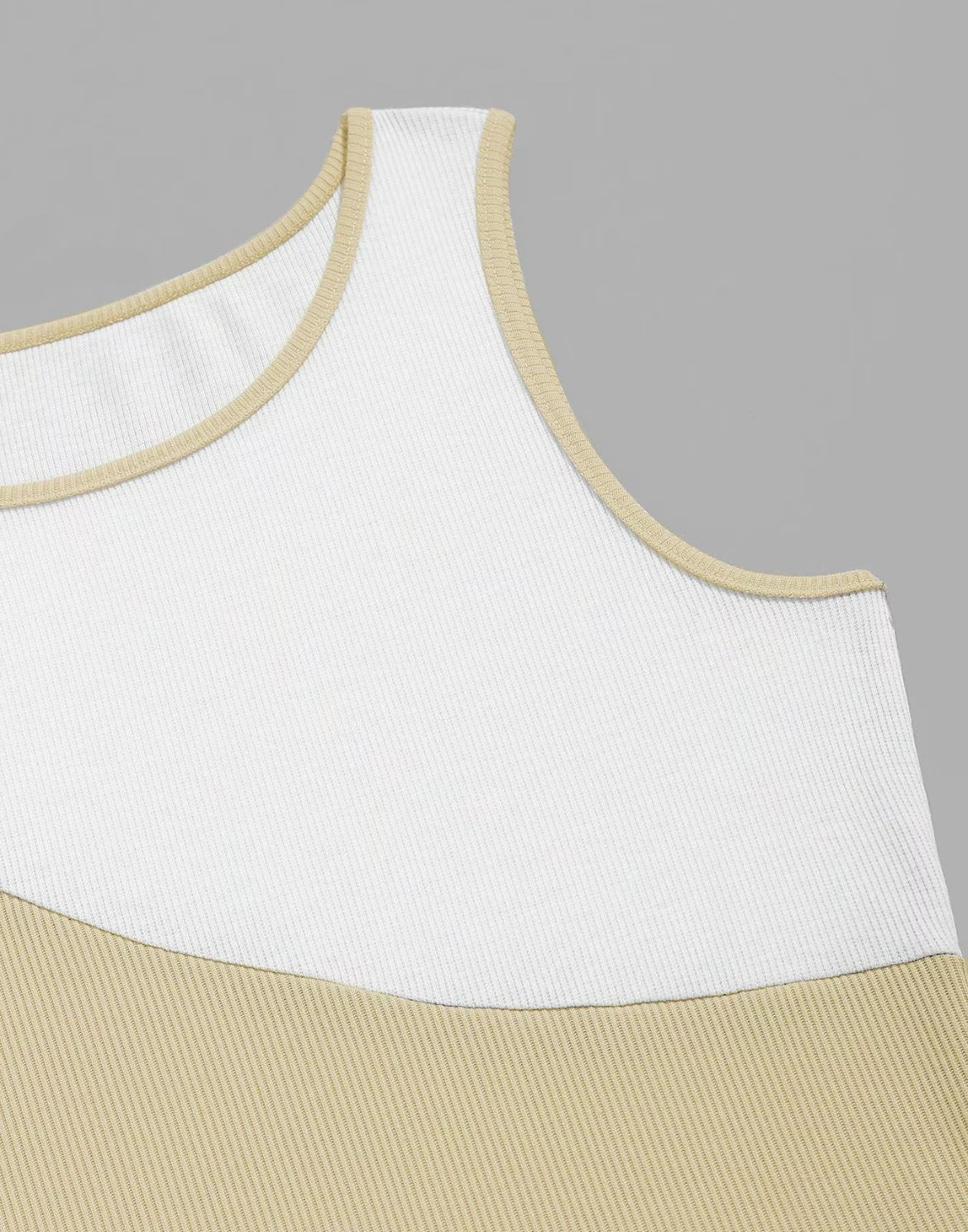 Woman's Color Block Ribbed Sleeveless Bodysuit Casual Round Neck One Piece